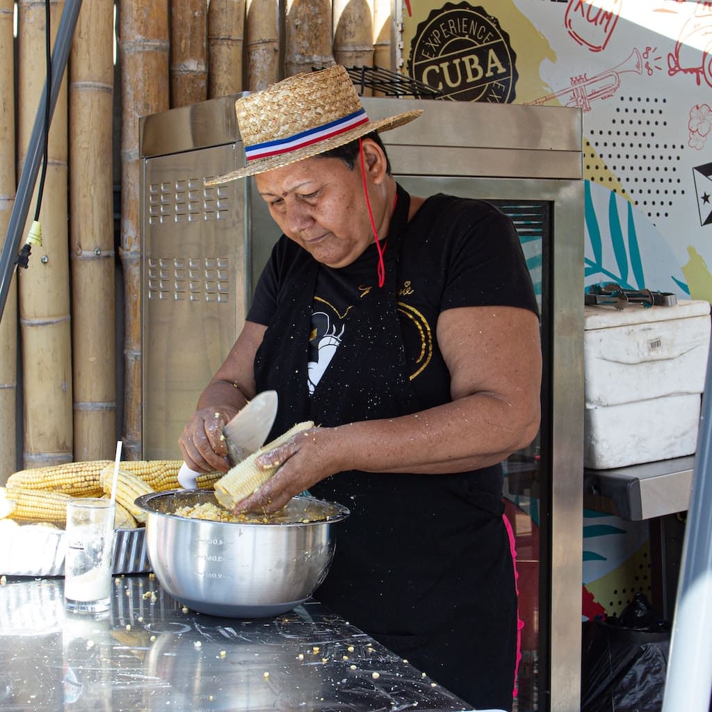 Tamale vendor in Mexico city.